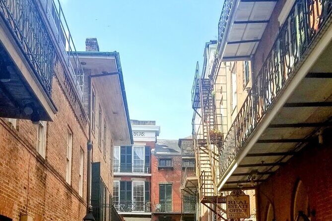 2-Hour French Quarter Ghost Walking Tour in New Orleans - Omni Royal Orleans: A Hurricane-Era True-Crime Start