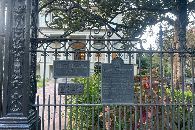Adults-Only Garden District Cemetery Anne Rice True Crime Tour - Stop-by-stop: Lafayette #1 to Livaudais Hall (and the construction reality)