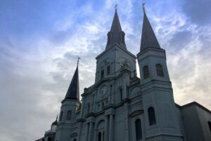 Adults Only Haunted Pub Crawl in New Orleans - Starting point on Decatur Street: find Bon’s, then get moving