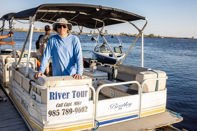 Bayou Booze Cruise Near New Orleans - Stop 1: Tchefuncte River Light Station (the haunted-lighthouse moment)