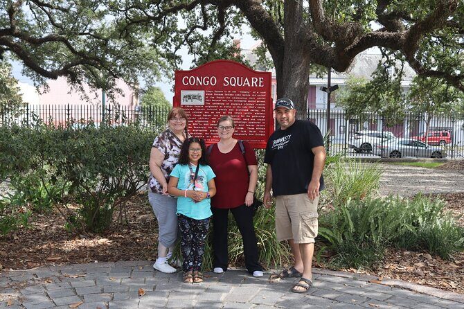 Citywide Driving Tour with Local Jazz Musician - City Park time: greenery, space, and a calmer pace
