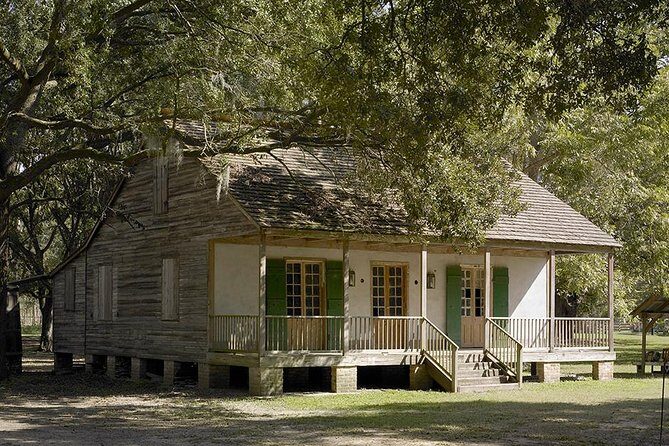 Destrehan Plantation Tour - After the main talk: walking the grounds at your own pace