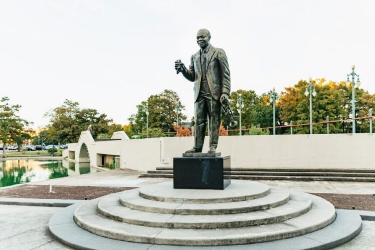 Evening in New Orleans: Live Jazz Music Discovery Tour - Congo Square: The Social Roots Behind the Music