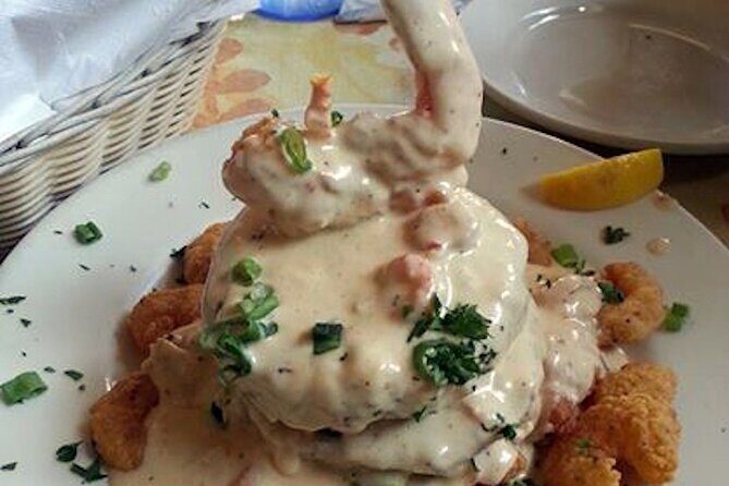 Food Tour of New Orleans Garden District: Group of Nine or Less - Guides that bring the food to life: names you’ll hear on this tour