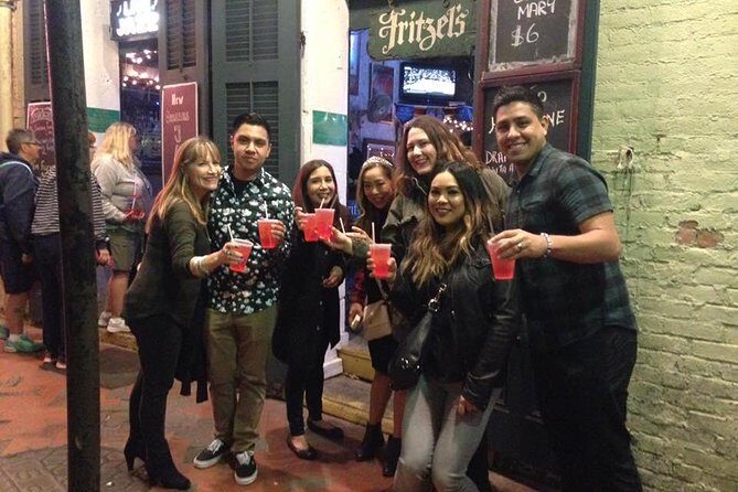 French Quarter Bar Pit Stop and NOLA Legends Tour - Bar pit stop style: how to grab a drink without losing the group