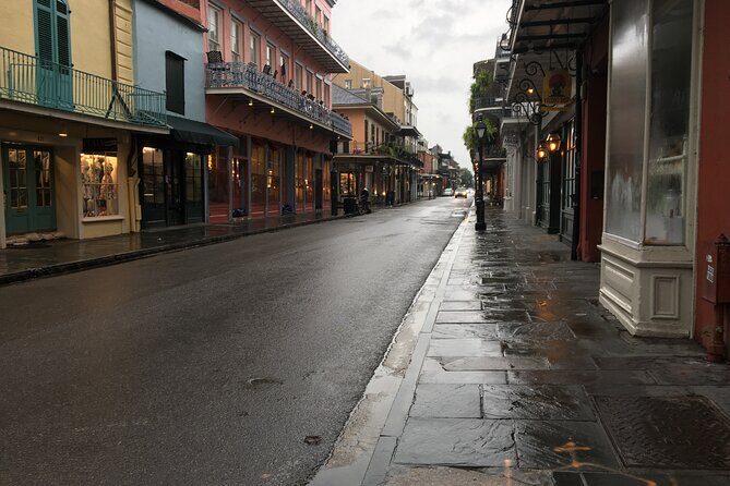 French Quarter History and Landmark Waking Tour - St Louis No. 1 Cemetery: Above-Ground Tombs and Careful Context