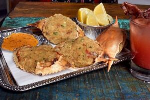 French Quarter Shrimp Boil & Live Music - The cabaret dinner setup: meeting next door and getting seated