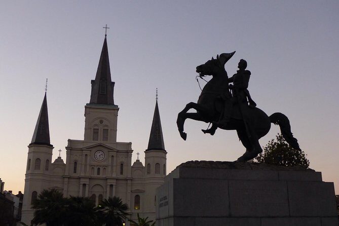 French Quarter Supernatural Ghost Hunt: Full Paranormal Lockdown - Guide energy: what the initiated Voodoo-priestess leadership adds
