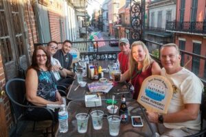 French Quarter walking Food Tour: Signature Tastes of New Orleans - What you’ll actually eat: gumbo, jambalaya, Cajun favorites, and pralines