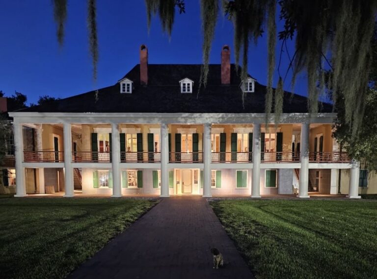 From New Orleans: Destrehan Plantation Haunted Night Tour - Destrehan Plantation After Sundown: What the Dark Changes