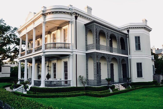 Garden District and Gates of Lafayette Cemetery Walking Tour - What to Bring and How to Prepare