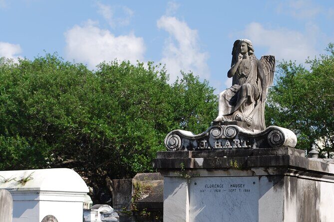 Garden District Tour: Extra-Small Group of Nine or Less - Price and what feels like a fair deal at $49