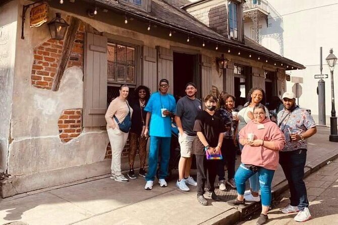 Ghost Tour and Haunted Pub Crawl Party with Free Shot - Stop 1: BMC Balcony Music Club and your free-shot start