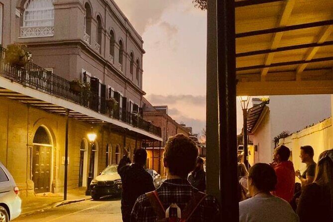 Ghost Tour and Haunted Pub Crawl Party with Free Shot - Price and value: what $19 really buys you