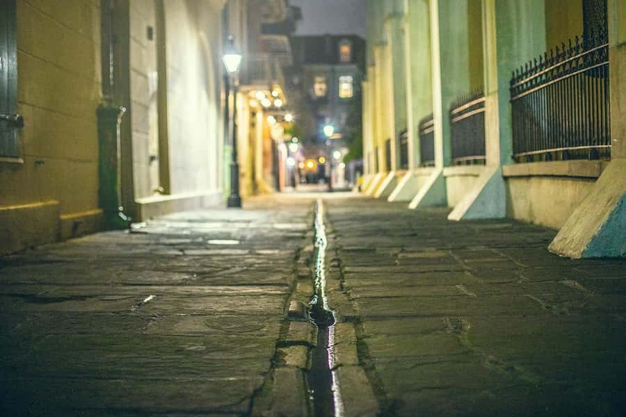 Ghosts, Gods, & Gangsters - NOLA's Dark Psychology Tour - Who This Tour Fits Best (and Who Should Skip It)