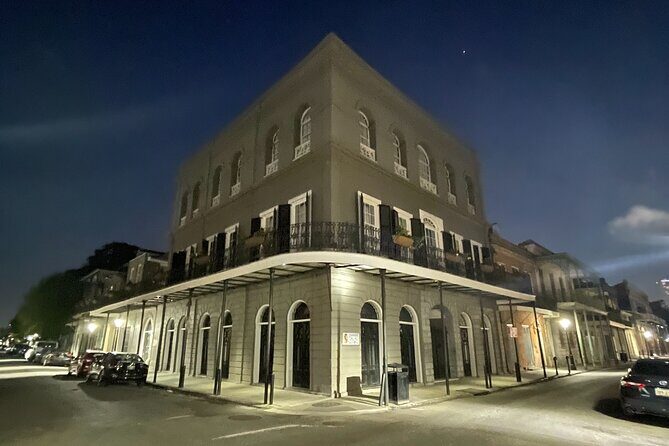Ghosts of New Orleans: Self-Guided Haunted Audio Walking Tour - Walking the French Quarter at Your Pace (and Avoiding the Herd)