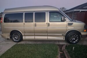 Henley's Private Tours - "Educational-Thoughtful-Entertaining" - The SUV Plan: What “Private” Means When You’re Touring