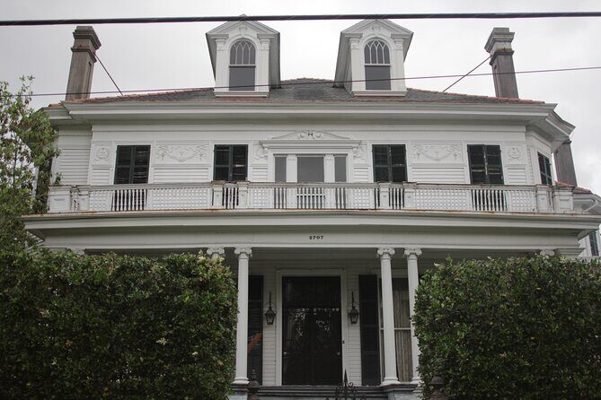 Historic Garden District Walking Tour - Stop 2: The Garden District streets—mansion spotting with real context