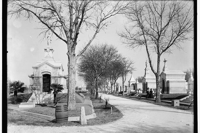 Metairie Cemetery Stories: A Self-Guided Audio Tour - Metairie Cemetery Stories: the setup and why the self-guided format works