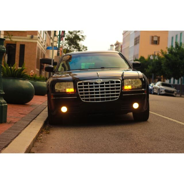 New Orleans: 1-Way Private Airport Transfer - Inside the Car: Wi-Fi, Music Tablet, and a Calmer Start