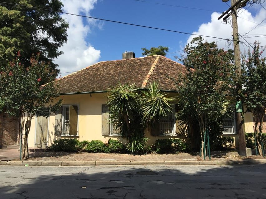 New Orleans: 45 minutes in the Marigny Triangle - Meeting at the US Mint Jazz Museum gate: start easy, start close