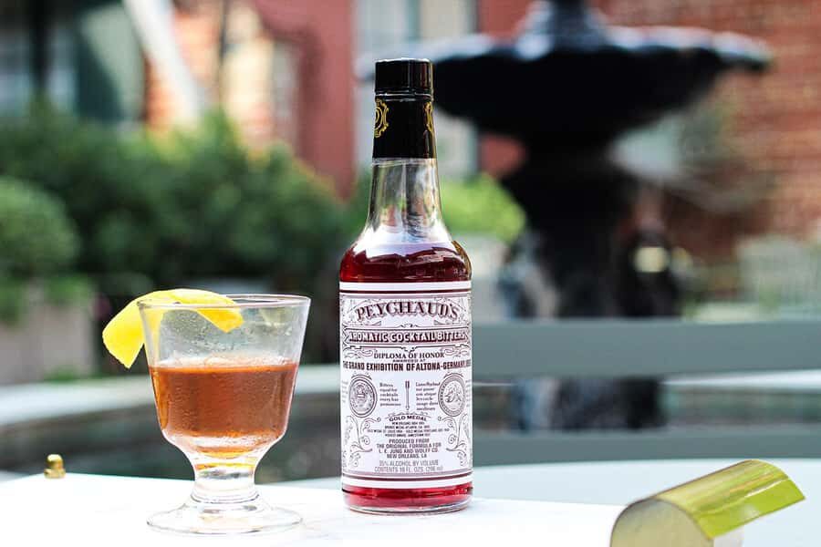 New Orleans: Afternoon Cocktail Walking Tour with Drinks - Absinthe and the St. Louis Cathedral side streets: the green fairy story hits differently