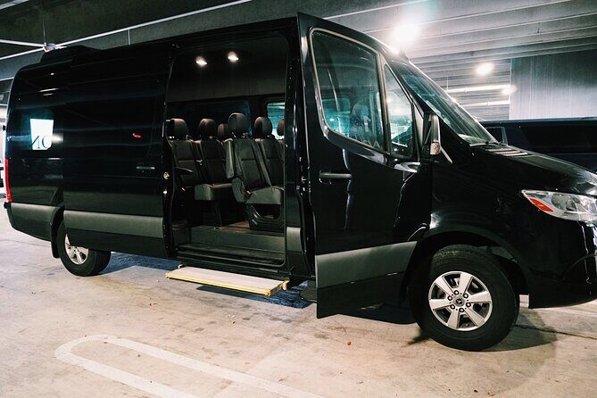 New Orleans Arrival Chauffeur Driven Transport by Executive Sprinter - Pre-Booked Airport Pickup Without the Taxi Line
