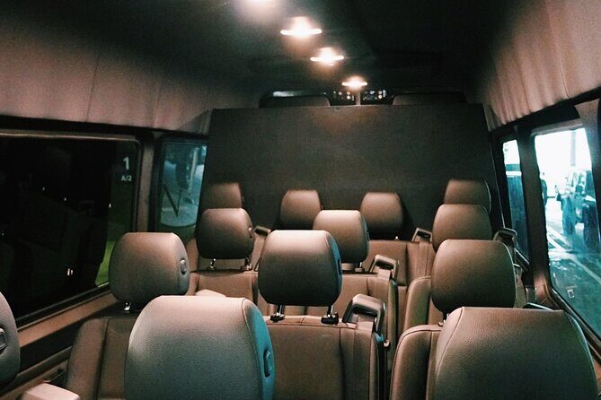 New Orleans Arrival Chauffeur Driven Transport by Executive Sprinter - Curbside Pickup at Louis Armstrong: What You Should Plan For