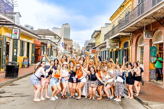New Orleans Bourbon Street Bar Crawl w/ Shots & Souvenir Cup - Group Size, Pacing, and the Real Walking Time