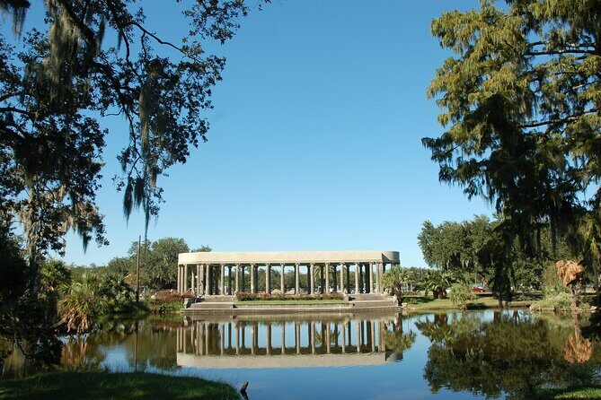 New Orleans: City Park Exploration Game and Tour - City Park Middle Leg: 40 Minutes of Clues With Free Admission