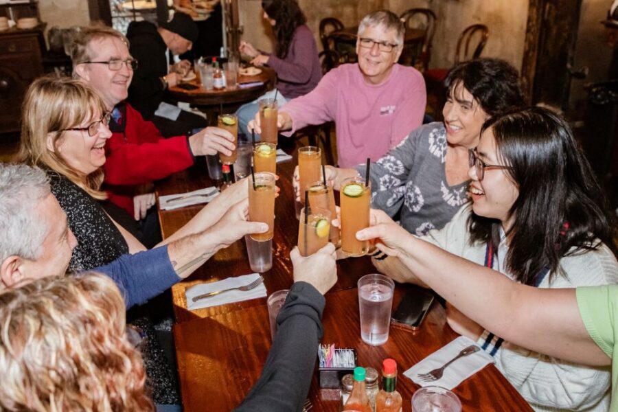 New Orleans: Combo Cocktail and Food History Tour - Vegetarians: What’s Actually Swapped (and What You Should Know)