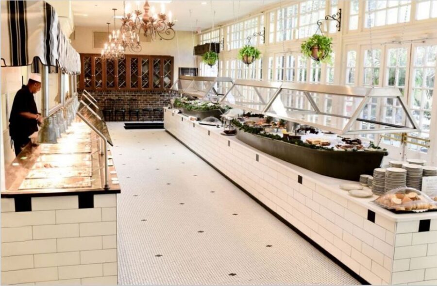 New Orleans: 'Court of Two Sisters' Jazz Brunch Buffet - Key things to know before you go