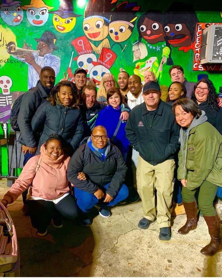 New Orleans Culture Street Art & Mural Walk - Shopping, dining, and drinks: take the guide’s local tips forward
