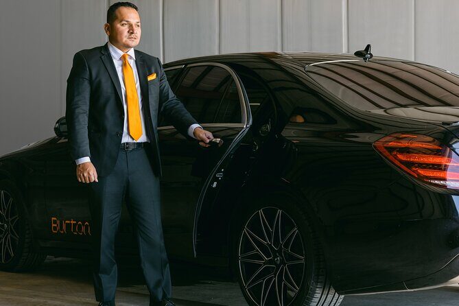 New Orleans Departure Chauffeur Driven Transport - Chauffeur-Driven Airport Departure in New Orleans: What You’re Really Buying
