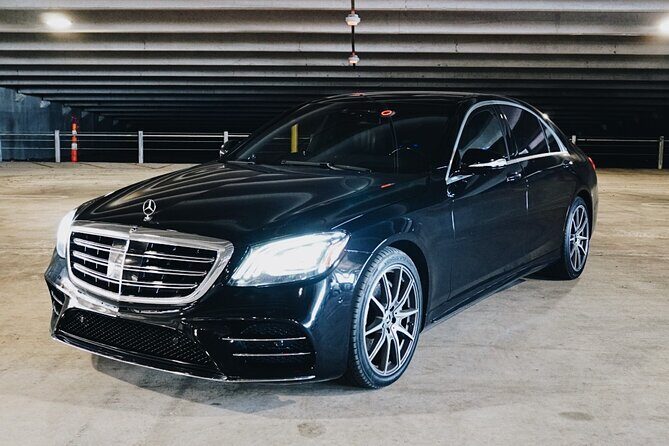 New Orleans Departure Chauffeur Driven Transport - Meeting and Pickup in New Orleans: Curbside Means You Should Pick the Spot