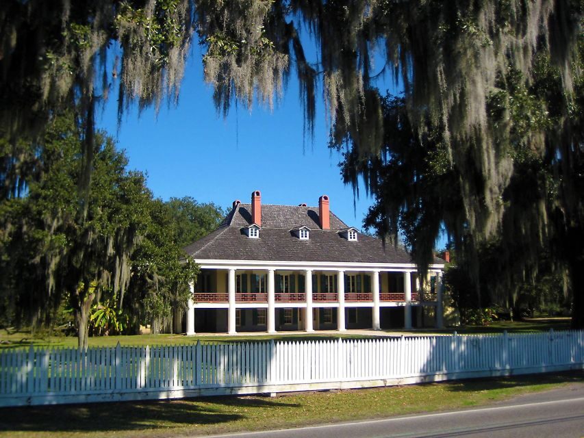 New Orleans: Destrehan Plantation Tour - The 25-minute trip that puts you in plantation time