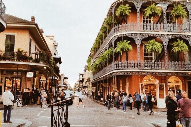 New Orleans Drunken Voodoo, Mystery, Paranormal, Supernatural and History Tour - Stop 3: Jackson Square Finish and Your Next Night Moves