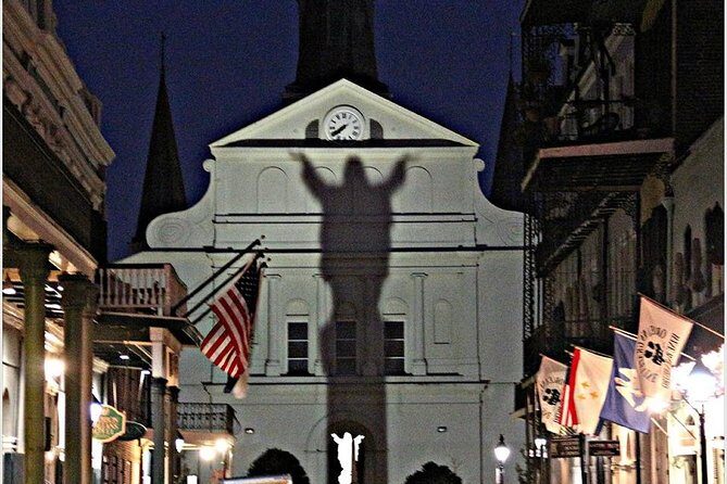 New Orleans Drunken Voodoo, Mystery, Paranormal, Supernatural and History Tour - Stop 1: Drunk History With the Voodoo and Paranormal Thread