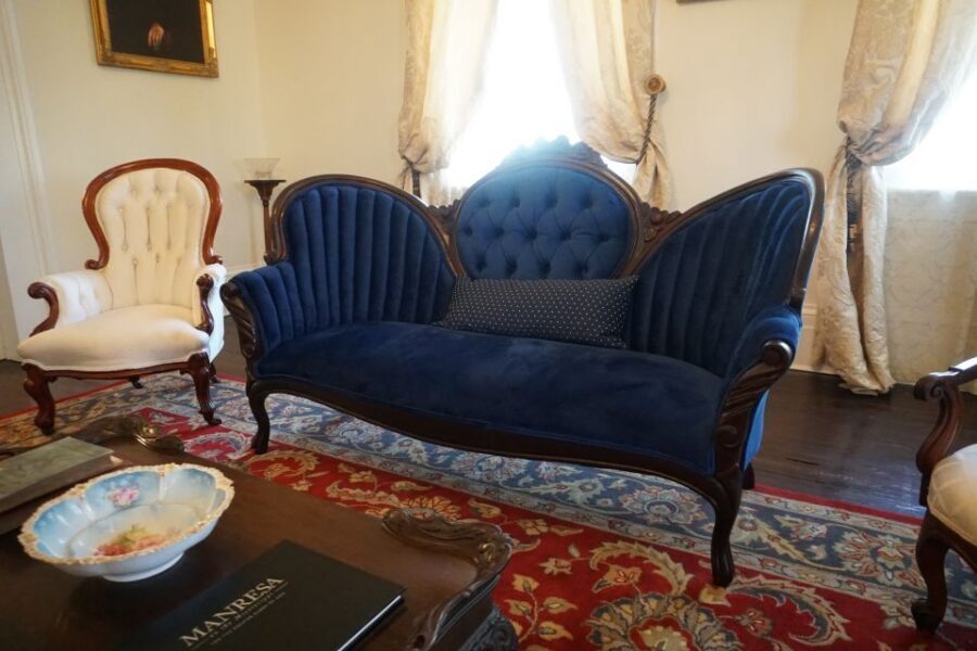 New Orleans: Felicity Plantation Guided Tour - Movie and TV locations: recognizing Felicity in pop culture