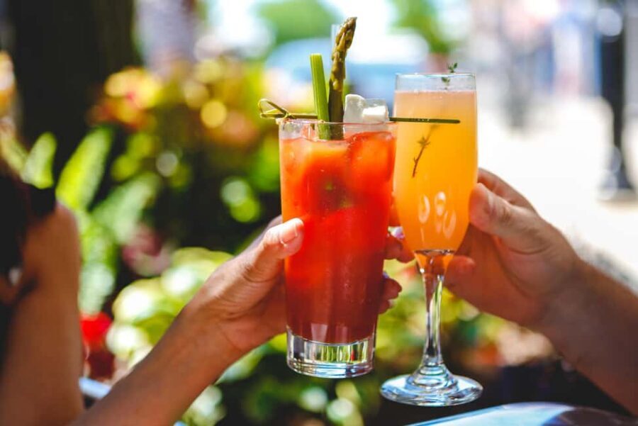 New Orleans: Food Tour with Seafood Boil in French Quarter - Key things to know before you go
