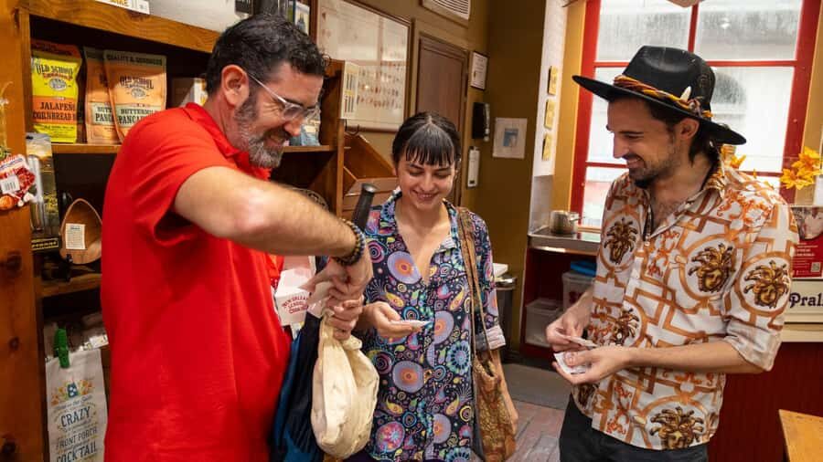 New Orleans French Quarter: A Tasty Tour with a Local - Small-group tours: why max 12 makes this feel personal