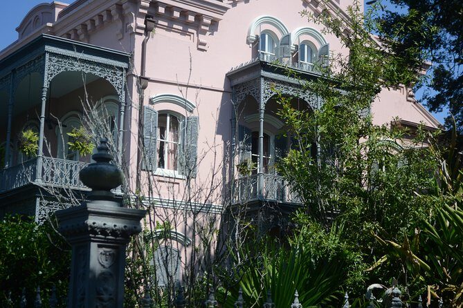 New Orleans French Quarter and Garden District Bike Tour - Why this French Quarter + Garden District bike loop makes sense