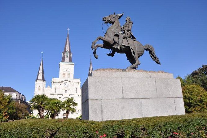 New Orleans French Quarter and More Carriage Ride - Guide tips that actually help: food, jazz, museums