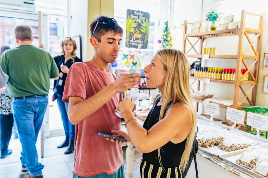 New Orleans: French Quarter Food Tour with Tastings - Why a French Quarter food tour beats winging it
