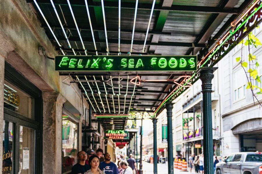 New Orleans: French Quarter Food Tour with Tastings - Guides that people keep talking about: Lisa, Grace, Gordon, Mikala