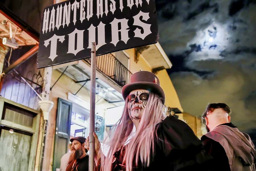 New Orleans: French Quarter Ghost and Legends Walking Tour - Lalaurie Mansion and Napoleon House: stops that set the chill level