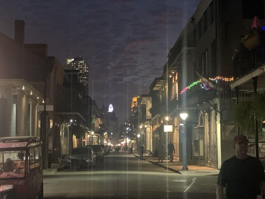 New Orleans: French Quarter Ghosts and True Crime Tour - Small Group Energy and the Joshua Factor