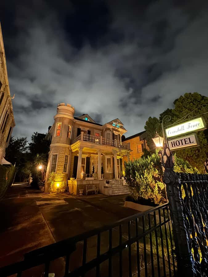 New Orleans: French Quarter Ghosts Haunted Walking Tour - Key points worth your time