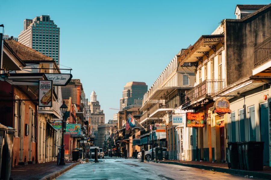 New Orleans: French Quarter Photo Shoot and Walking Tour - Price and value: is $50 a smart deal for NOLA memories?
