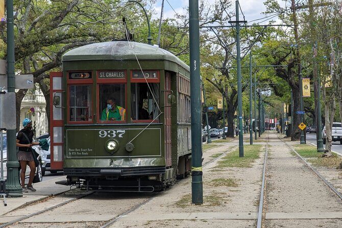 New Orleans' Garden District 2 Hour Walking Tour (Small Group) - Anne Rice at Brevard-Clapp House: where story meets street